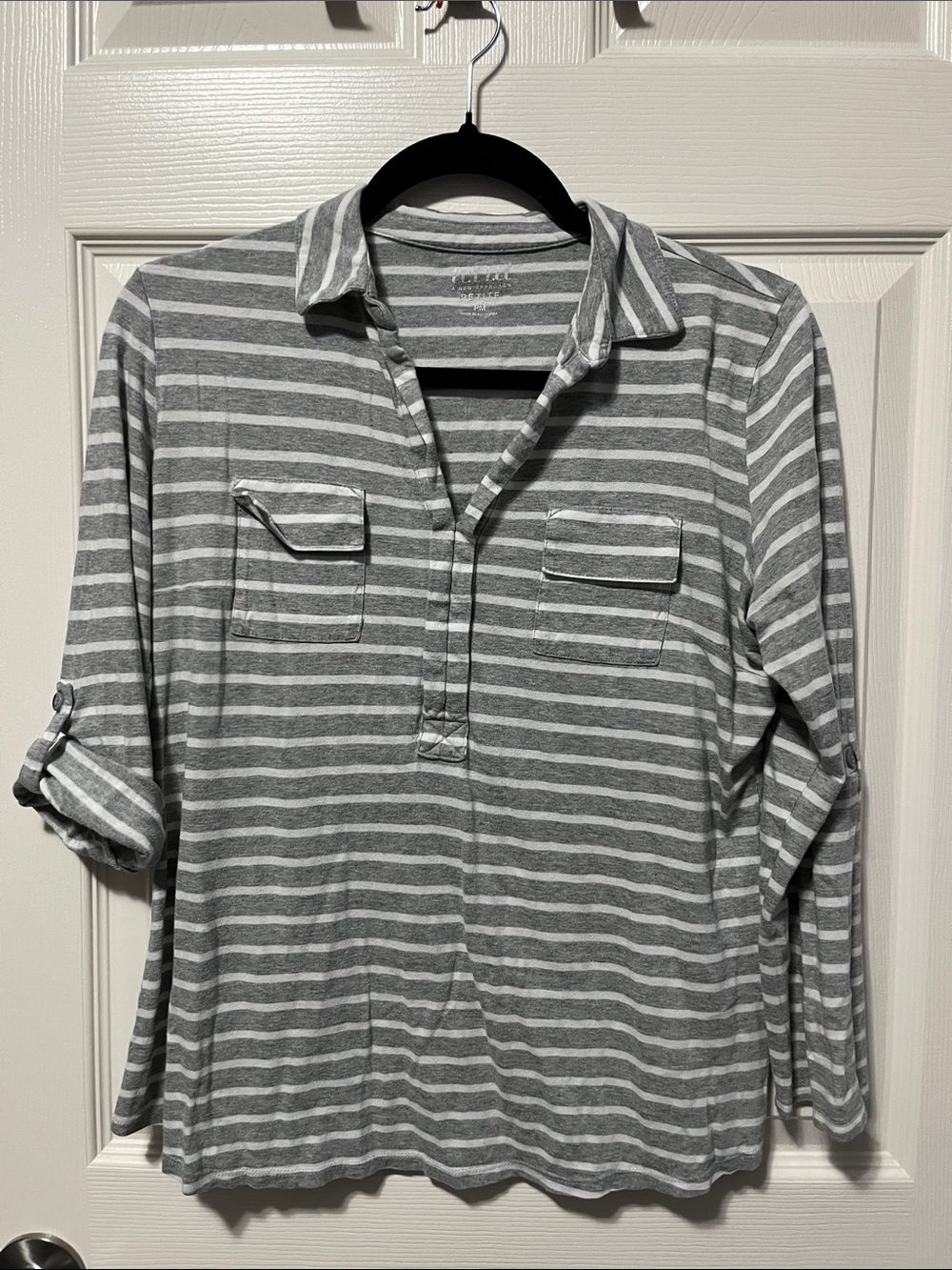 a.n.a Gray and White Striped 3/4 Long Sleeve Buttoned Polo-Style Top Petite